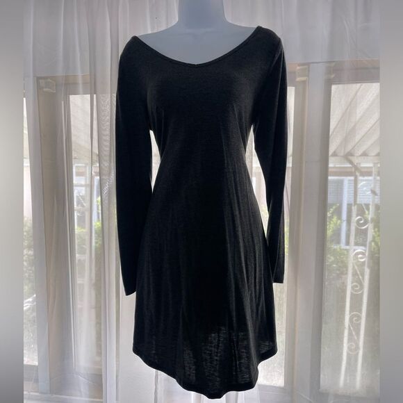 Gray long Sleeve Tunic dress - Picture 2 of 4